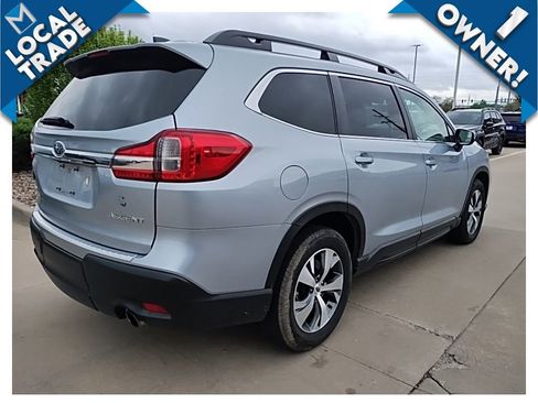 Used 2022 Subaru Ascent Premium w/ Convenience Package image 6