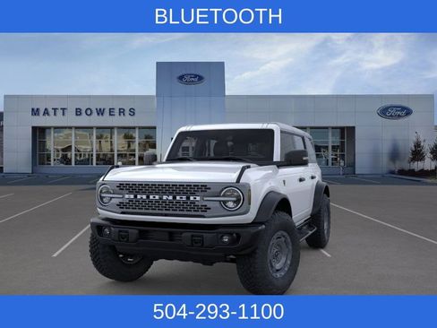 New 2025 Ford Bronco Badlands image 2