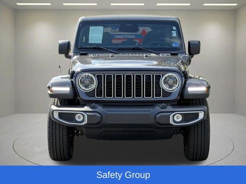Certified 2025 Jeep Wrangler Unlimited Sahara w/ Safety Group AWD/4WD image 5