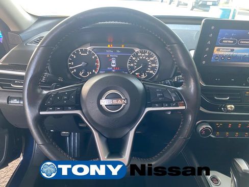 Used 2023 Nissan Altima 2.5 SR w/ SR Premium Package FWD image 14