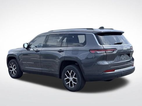 Used 2023 Jeep Grand Cherokee L Limited AWD/4WD image 9