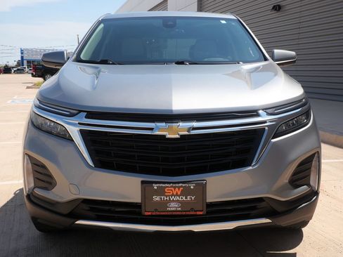 Used 2023 Chevrolet Equinox LT FWD image 4
