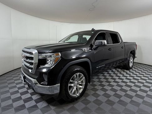 Used 2020 GMC Sierra 1500 SLE w/ SLE Value Package AWD/4WD image 2