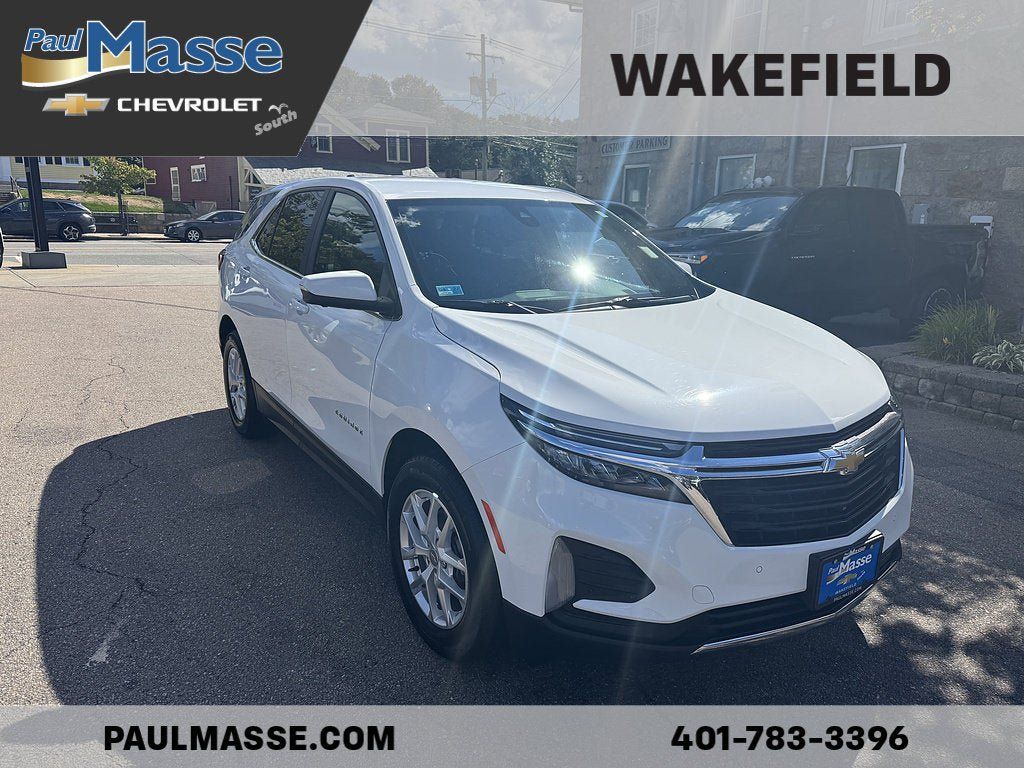 Used 2024 Chevrolet Equinox LT FWD image 3