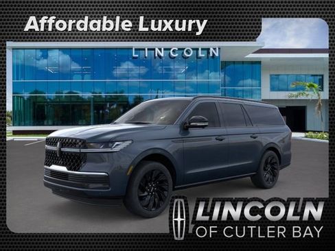 New 2025 Lincoln Navigator L Reserve w/ Jet Appearance Package AWD/4WD image 1