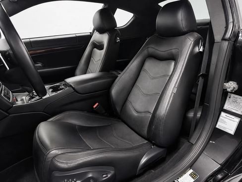 Used 2012 Maserati GranTurismo S RWD image 12