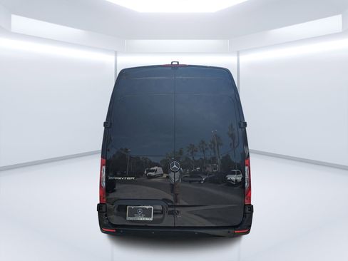 New 2025 Mercedes-Benz Sprinter 2500 image 4