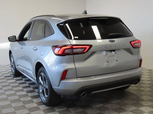 Used 2024 Ford Escape ST-Line w/ Tech Pack #1 FWD image 3