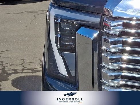 Used 2025 GMC Sierra 2500 Denali w/ Denali Reserve Package image 12