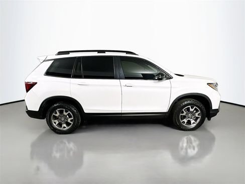 Used 2022 Honda Passport TrailSport image 7