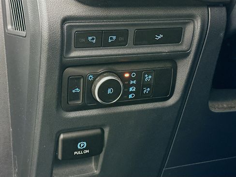 Used 2023 Ford F150 XLT w/ Equipment Group 302A High image 17