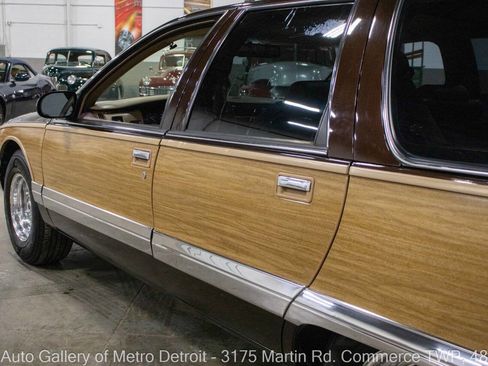 Used 1996 Buick Roadmaster Estate image 22