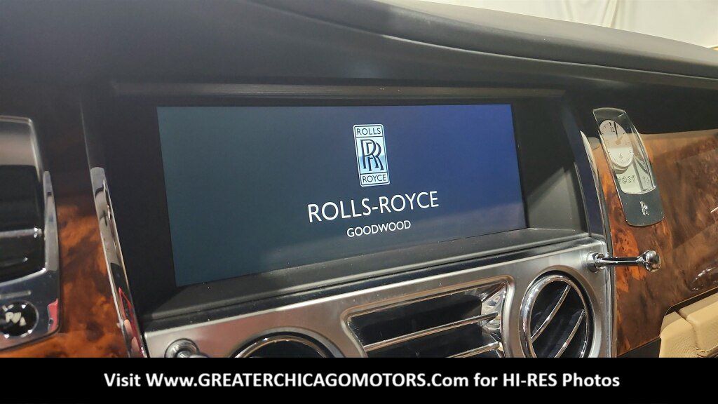 Used 2010 Rolls-Royce Ghost RWD image 34