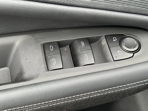 New 2026 Chevrolet Blazer EV LT image 13