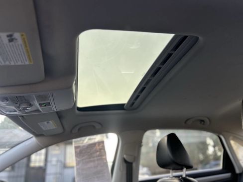 Used 2022 Volkswagen Passat 2.0T SE image 15