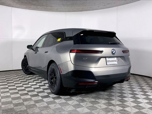 Certified 2023 BMW iX xDrive50 w/ Premium Package image 4