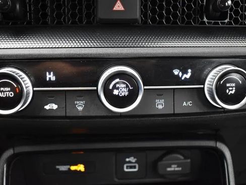 Used 2024 Honda CR-V LX image 31