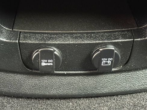 Used 2017 Dodge Grand Caravan SE FWD image 30