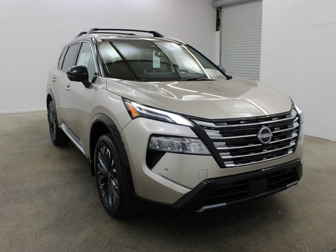 New 2026 Nissan Rogue Platinum w/ Platinum Premium Package AWD/4WD image 6
