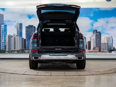 Certified 2024 BMW X5 xDrive40i w/ Premium Package image 12