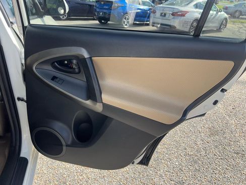 Used 2010 Toyota RAV4 Limited image 38