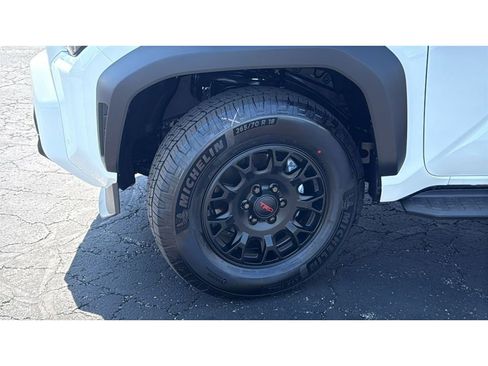 New 2026 Toyota 4Runner TRD Off-Road Premium AWD/4WD image 12