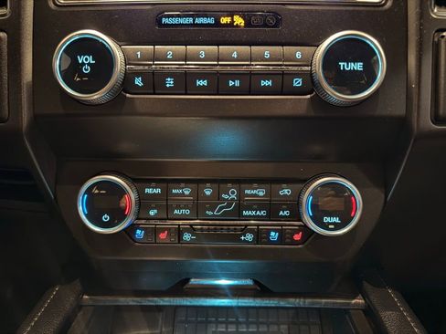 Used 2021 Ford Expedition Limited w/ Cargo Package image 25