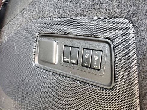 Used 2021 Cadillac Escalade Sport Platinum AWD/4WD image 46
