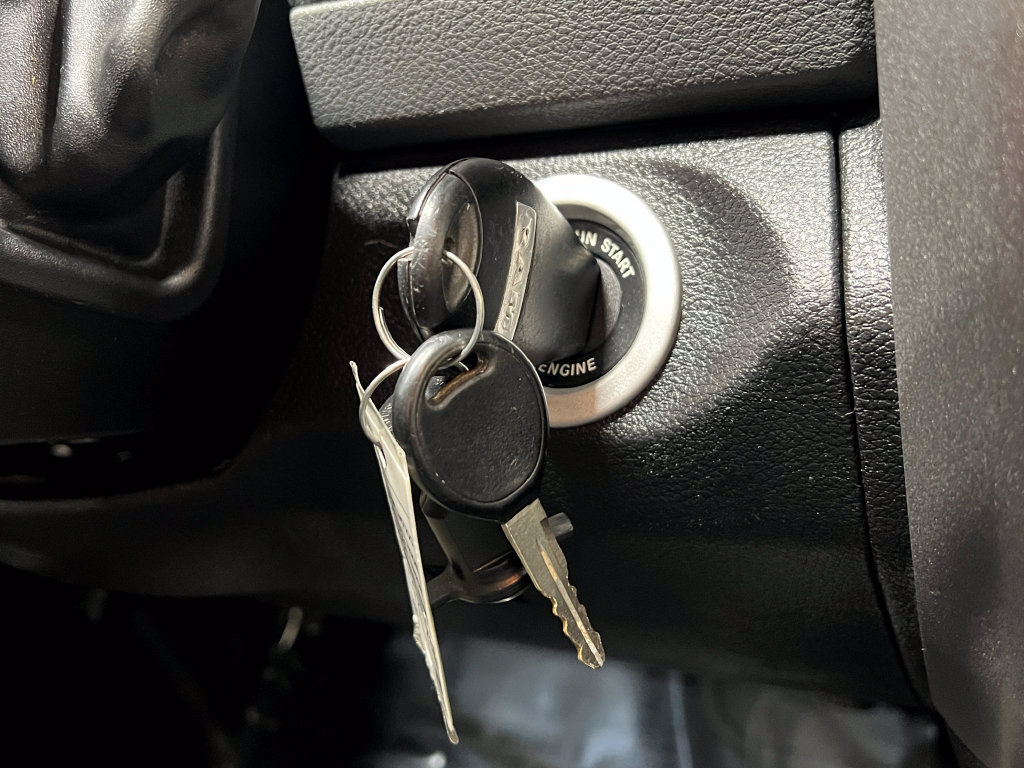 Used 2014 RAM 1500 Express AWD/4WD image 19
