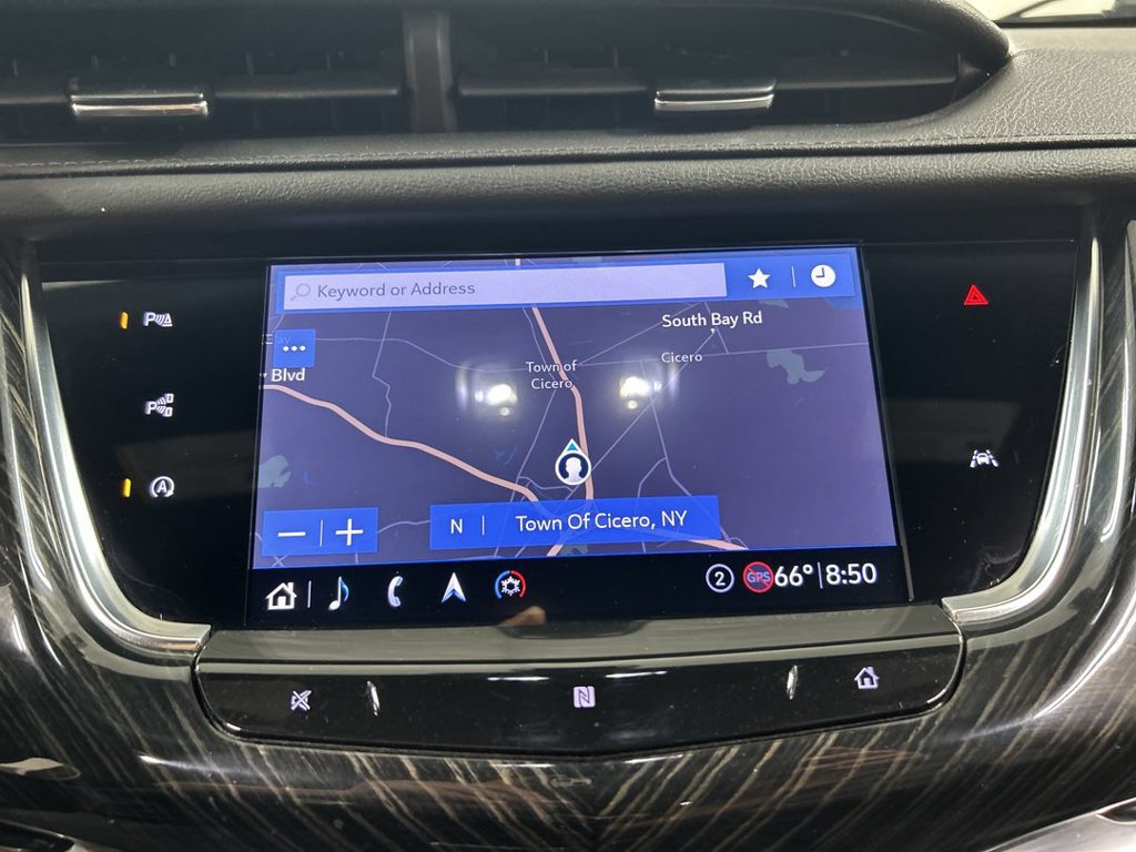 Used 2020 Cadillac XT6 Premium Luxury AWD/4WD image 16