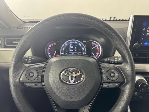 Used 2023 Toyota RAV4 XLE w/ Convenience Package FWD image 9