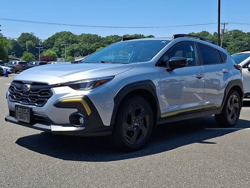 Used 2024 Subaru Crosstrek 2.5i Sport w/ Crosstrek Mirror Package AWD/4WD image 3