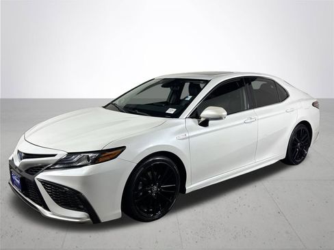 Used 2021 Toyota Camry XSE w/ Navigation Upgrade Package image 2