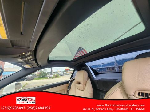 Used 2014 Mercedes-Benz SLK 250 w/ Sport Package image 17