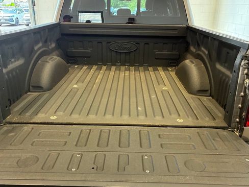 Used 2020 Ford F150 XLT w/ Equipment Group 302A Luxury AWD/4WD image 46