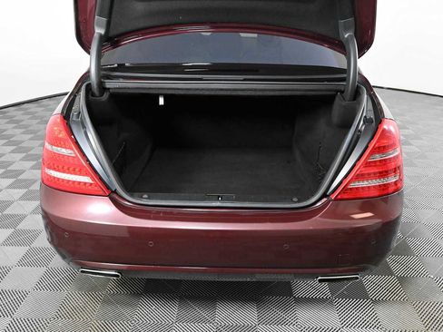 Used 2010 Mercedes-Benz S 550 image 9
