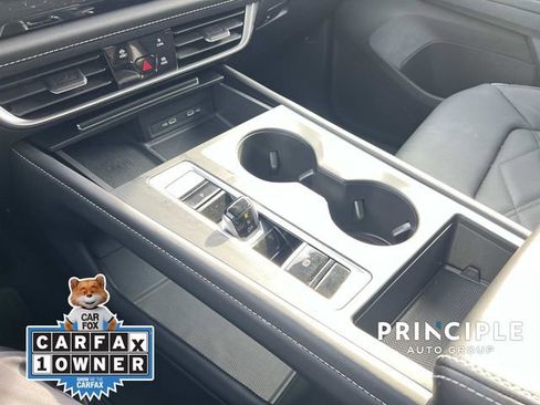 Used 2024 Volkswagen Atlas SE image 27