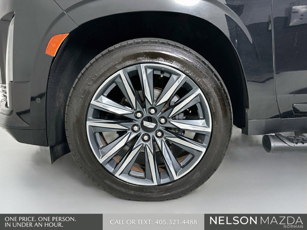 Used 2023 Cadillac Escalade Sport AWD/4WD image 35