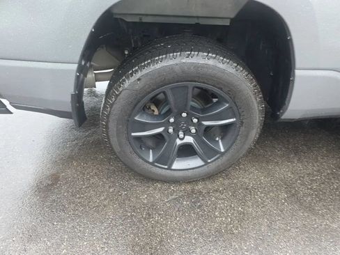 Used 2022 RAM 1500 Big Horn AWD/4WD image 15