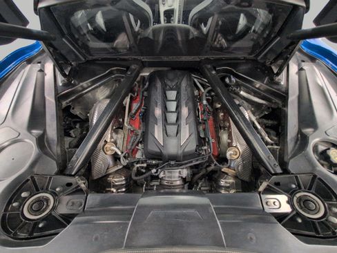 Certified 2021 Chevrolet Corvette Stingray Preferred Cpe w/ 2LT RWD image 8