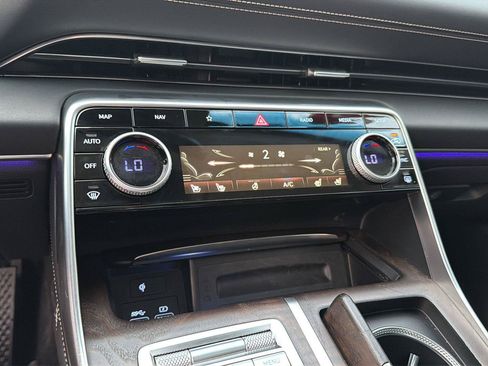 Used 2023 Genesis GV80 3.5T w/ Prestige Package AWD/4WD image 28