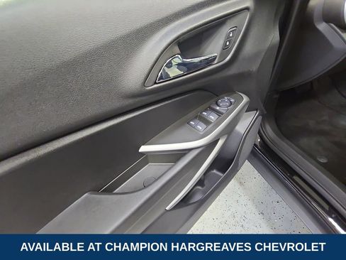 Used 2024 Chevrolet Trax LS FWD image 31