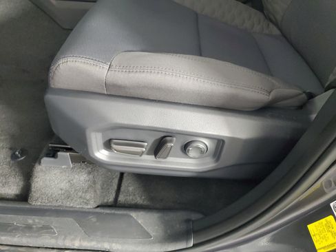 Used 2025 Toyota Tundra SR5 image 30