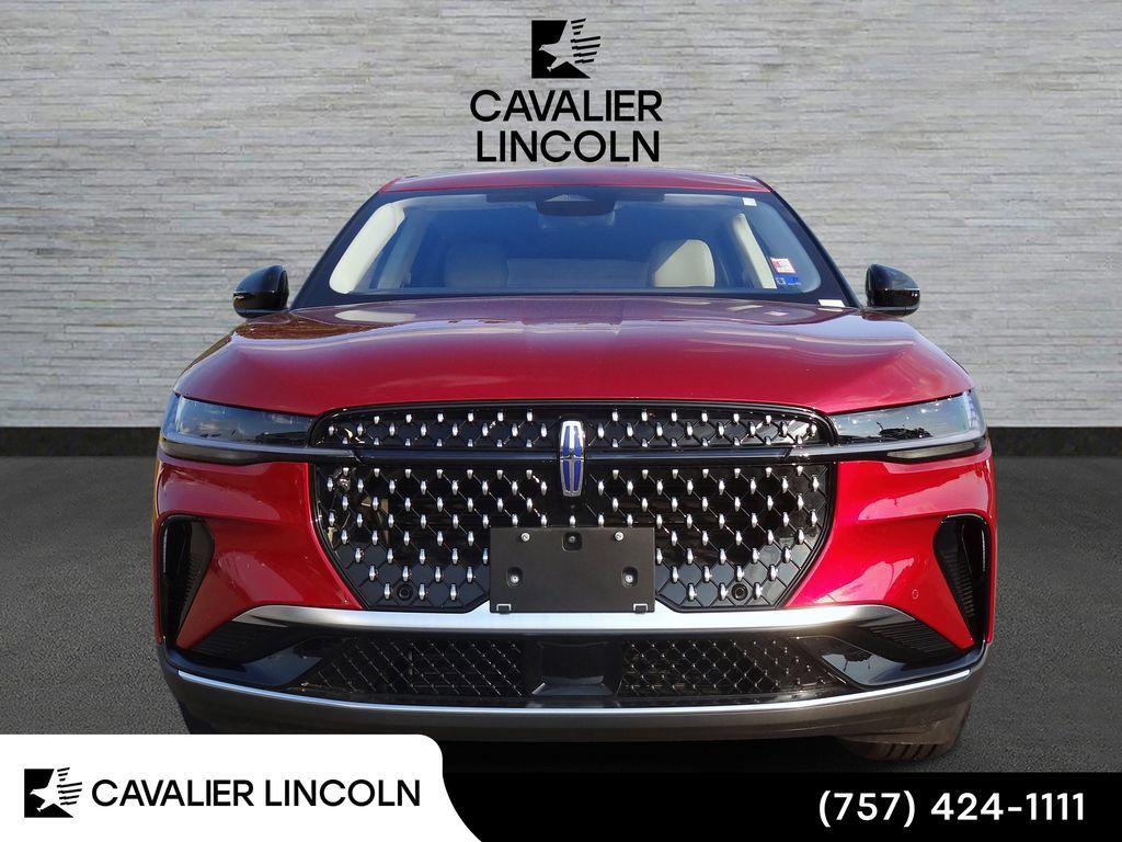 Used 2026 Lincoln Nautilus Premier AWD/4WD image 5
