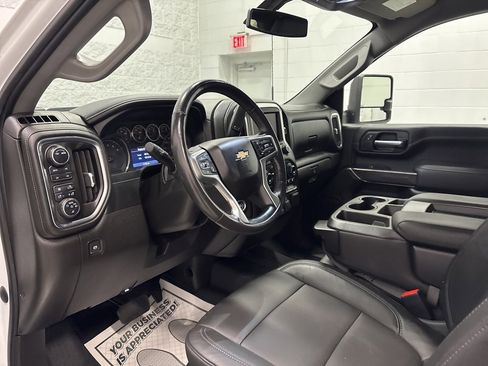 Used 2020 Chevrolet Silverado 2500 LTZ image 17