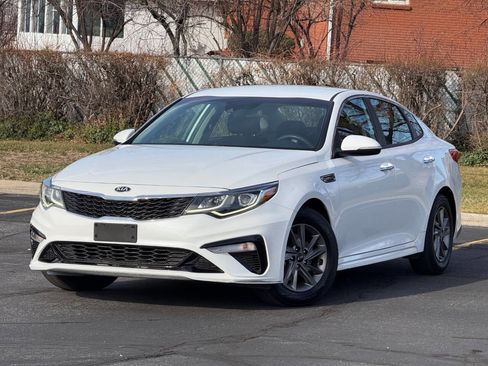 Used 2020 Kia Optima LX image 1