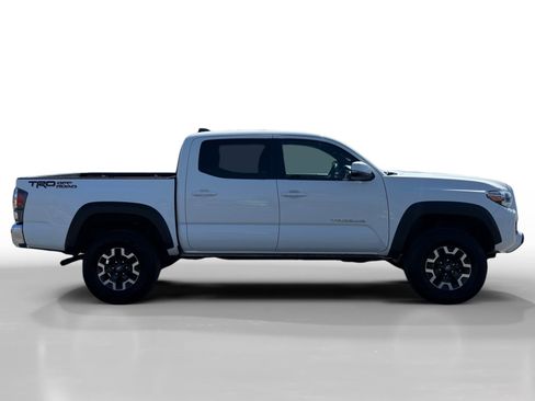 Used 2023 Toyota Tacoma TRD Off-Road image 6