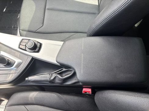 Used 2018 BMW 320i Sedan RWD image 37