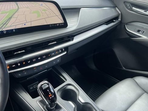 Certified 2025 Cadillac XT4 Premium Luxury AWD/4WD image 76
