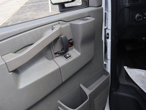 New 2025 GMC Savana 3500 w/ Power Convenience Package image 10